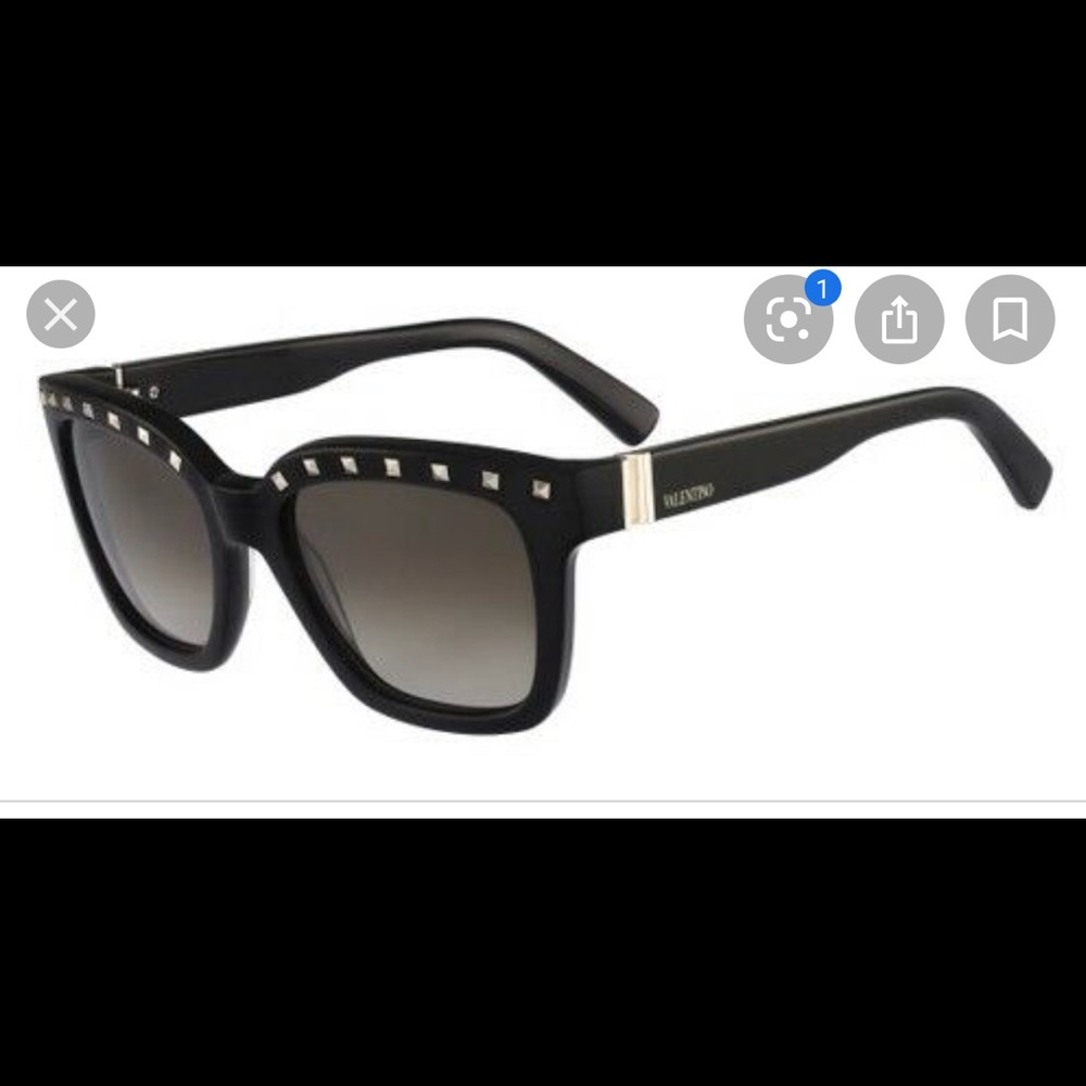 Valentino Rockstud sunglasses